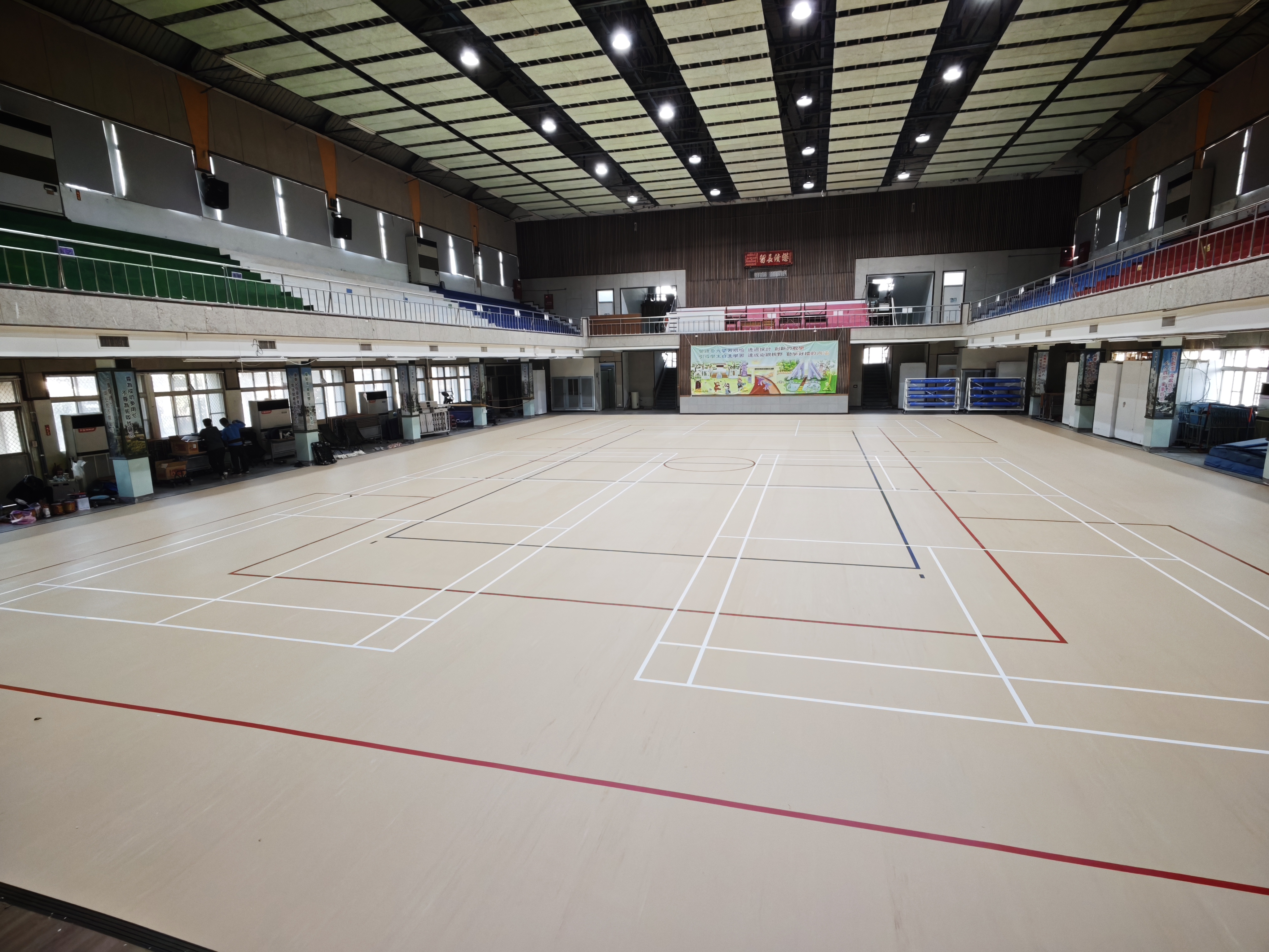 臺南市下營國小活動中心合成橡膠運動地墊